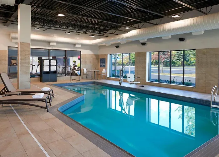 Four Points By Sheraton Hamilton - Stoney Creek